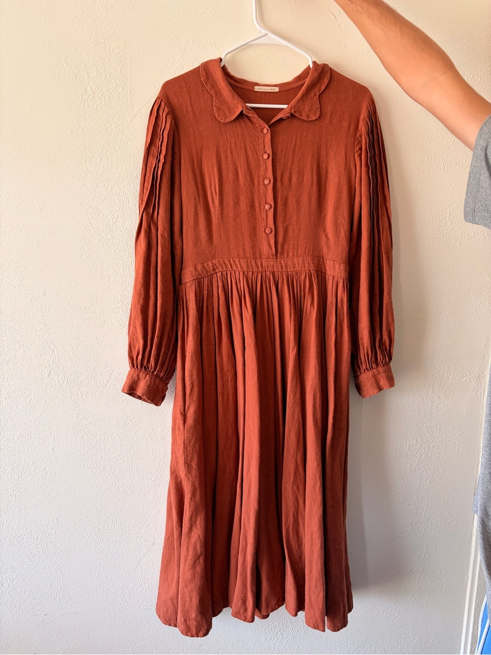 Women's Long Sleeve Collared Dress in Rust
